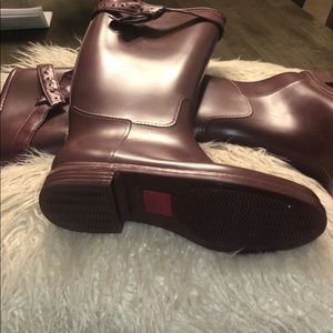 Burgundy Nine West Rain Boots
